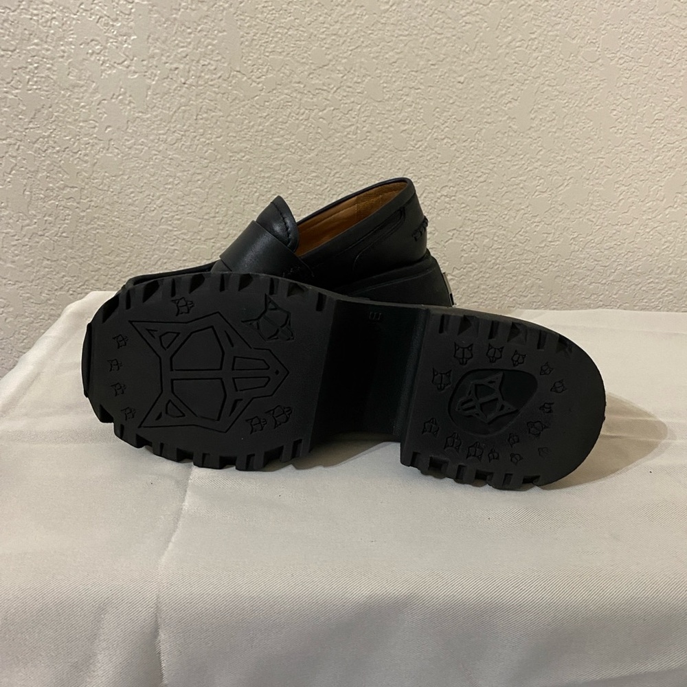 Prada Men's Loafers - Picture 14 of 15